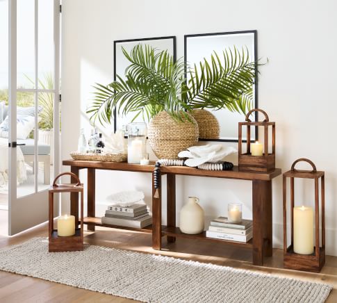 Pottery barn store foyer lighting
